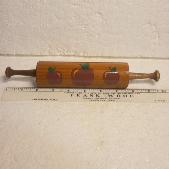Apple Decorated Rolling Pin Recipe card Holder - Picture 5 of 7